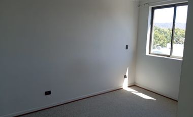 PLAZA LAS HERAS! LINDO DEPTO. EN ARRiENDO.