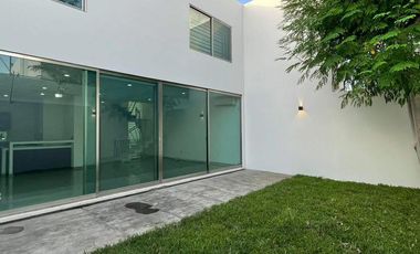 CASA EN VENTA EN CIUDAD DEL CARMEN  VILLA PALMERA 2 🌴