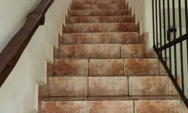 C105 Venta de Casa 7 recamaras piscina y jaccuzy frente Campo de Golf Palma Real en Ixtapa Zihuatanejo