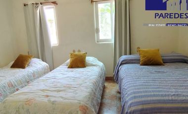 C105 Venta de Casa 7 recamaras piscina y jaccuzy frente Campo de Golf Palma Real en Ixtapa Zihuatanejo