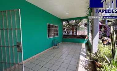 C102 Venta de Casa 4 recamaras dos niveles en Coacoyul