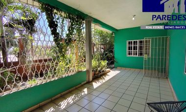 C102 Venta de Casa 4 recamaras dos niveles en Coacoyul