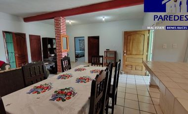 C102 Venta de Casa 4 recamaras dos niveles en Coacoyul