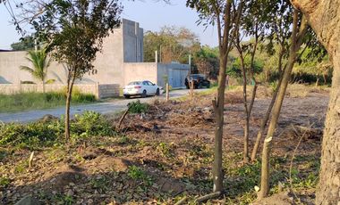 VENTA HERMOSO y GRAN TERRENO. TODO O EN PARTES