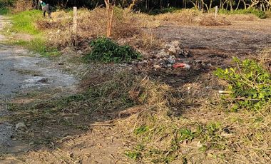 VENTA HERMOSO y GRAN TERRENO. TODO O EN PARTES