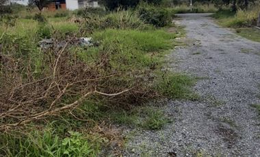 VENTA HERMOSO y GRAN TERRENO. TODO O EN PARTES