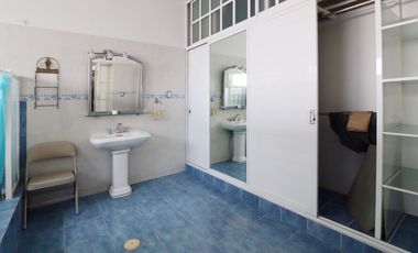 BONITA CASA DE UN PISO EN VENTA EN FLORES DEL VALLE