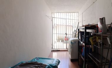 BONITA CASA DE UN PISO EN VENTA EN FLORES DEL VALLE