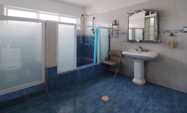 BONITA CASA DE UN PISO EN VENTA EN FLORES DEL VALLE