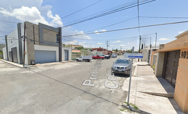 Casa en Venta en C. Prof. Rubén Moreira Cobos 1826, Asturias, 25790 Monclova, Coah.