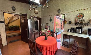 CASA CON ALBERCA, ÁREAS DE JUEGOS Y POTENCIAL AIRBNB EN ACAPANTZINGO, CUERNAVACA