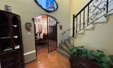 CASA CON ALBERCA, ÁREAS DE JUEGOS Y POTENCIAL AIRBNB EN ACAPANTZINGO, CUERNAVACA