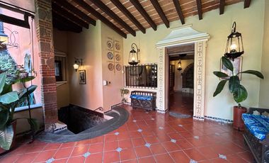 CASA CON ALBERCA, ÁREAS DE JUEGOS Y POTENCIAL AIRBNB EN ACAPANTZINGO, CUERNAVACA