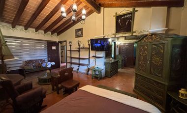 CASA CON ALBERCA, ÁREAS DE JUEGOS Y POTENCIAL AIRBNB EN ACAPANTZINGO, CUERNAVACA
