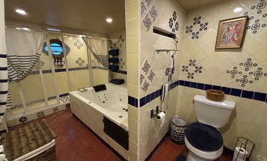 CASA CON ALBERCA, ÁREAS DE JUEGOS Y POTENCIAL AIRBNB EN ACAPANTZINGO, CUERNAVACA