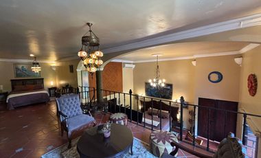 CASA CON ALBERCA, ÁREAS DE JUEGOS Y POTENCIAL AIRBNB EN ACAPANTZINGO, CUERNAVACA