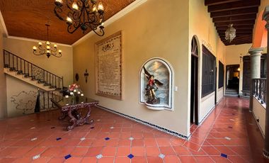 CASA CON ALBERCA, ÁREAS DE JUEGOS Y POTENCIAL AIRBNB EN ACAPANTZINGO, CUERNAVACA