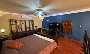 CASA CON ALBERCA, ÁREAS DE JUEGOS Y POTENCIAL AIRBNB EN ACAPANTZINGO, CUERNAVACA