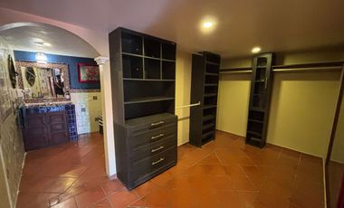 CASA CON ALBERCA, ÁREAS DE JUEGOS Y POTENCIAL AIRBNB EN ACAPANTZINGO, CUERNAVACA