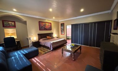 CASA CON ALBERCA, ÁREAS DE JUEGOS Y POTENCIAL AIRBNB EN ACAPANTZINGO, CUERNAVACA