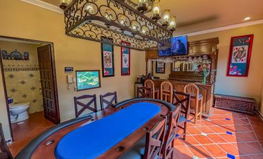 CASA CON ALBERCA, ÁREAS DE JUEGOS Y POTENCIAL AIRBNB EN ACAPANTZINGO, CUERNAVACA