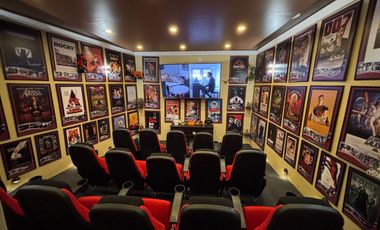 CASA CON ALBERCA, ÁREAS DE JUEGOS Y POTENCIAL AIRBNB EN ACAPANTZINGO, CUERNAVACA