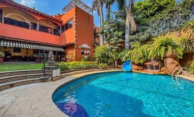 CASA CON ALBERCA, ÁREAS DE JUEGOS Y POTENCIAL AIRBNB EN ACAPANTZINGO, CUERNAVACA