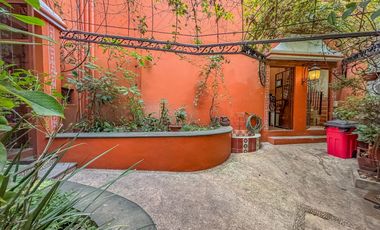 CASA CON ALBERCA, ÁREAS DE JUEGOS Y POTENCIAL AIRBNB EN ACAPANTZINGO, CUERNAVACA