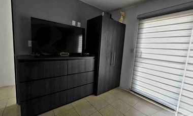 Venta de Casa en Villas del Fresno – Seguridad y Confort en 3 Niveles