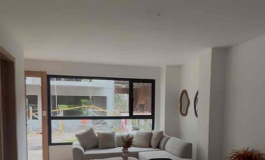 casas en venta a estrenar en la  vía Mayancela cerca del parque industrial de cuenca