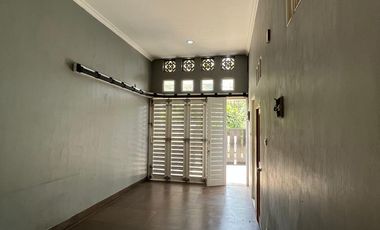 Rumah Sewa Pejaten Dekat Sma Azhar Jakarta Selatan