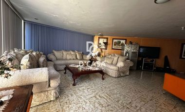 SE VENDE CASA EN ARBOLEDAS