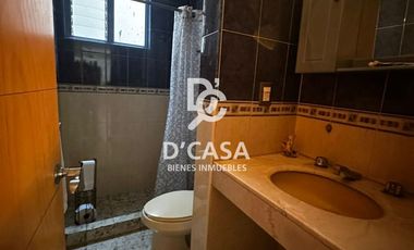 SE VENDE CASA EN ARBOLEDAS