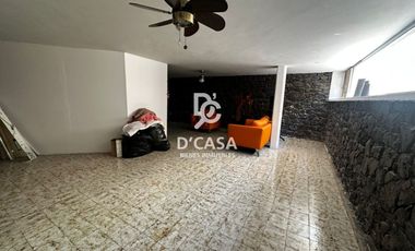 SE VENDE CASA EN ARBOLEDAS