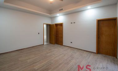Se Vende casa 3 recamaras 4.5 baños, La Zarzuela Residencial, Cd. Juarez