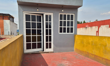 Casa ampliada en venta en privada en sección Bosques de Los Héroes, Tecámac