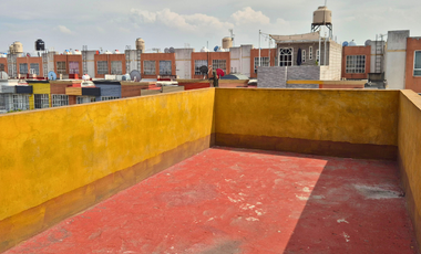 Casa ampliada en venta en privada en sección Bosques de Los Héroes, Tecámac