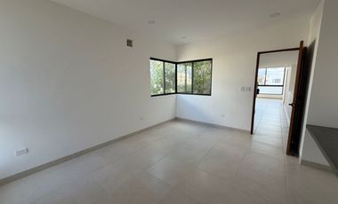 Casa en esquina, de 3 recámaras, family room, lista para entrega.