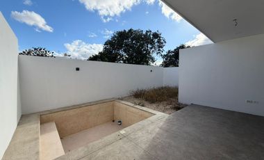 Casa en esquina, de 3 recámaras, family room, lista para entrega.