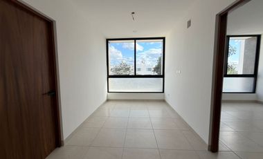 Casa en esquina, de 3 recámaras, family room, lista para entrega.