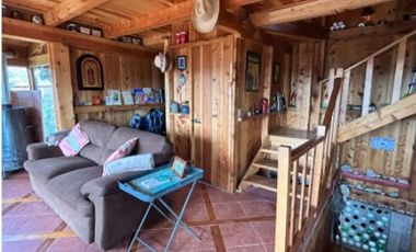 VENDO PRECIOSA CABAÑA DE MADERA EN TLALPUJAHUA, MICHOACAN