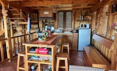 VENDO PRECIOSA CABAÑA DE MADERA EN TLALPUJAHUA, MICHOACAN