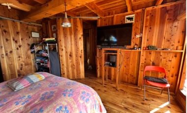 VENDO PRECIOSA CABAÑA DE MADERA EN TLALPUJAHUA, MICHOACAN