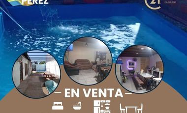 EN  VENTA CASA CON PILETA , EN PEREZ
