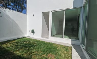 Casa en venta en la recta a Cholula, Fraccionamiento Quetzalcoatl