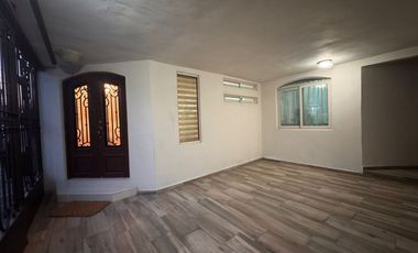 CASA EN VENTA EN PASEO DE CUMBRES
