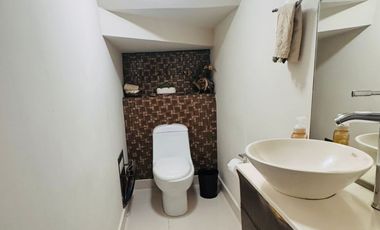 CASA EN VENTA EN PASEO DE CUMBRES