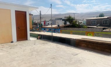 Venta casa en amplio terreno 200 m²  sector norte de Arica