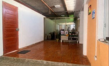 Venta casa en amplio terreno 200 m²  sector norte de Arica