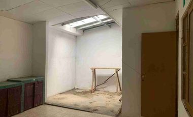 Sewa rumah duta bintaro dekat alam sutera dan exit tol